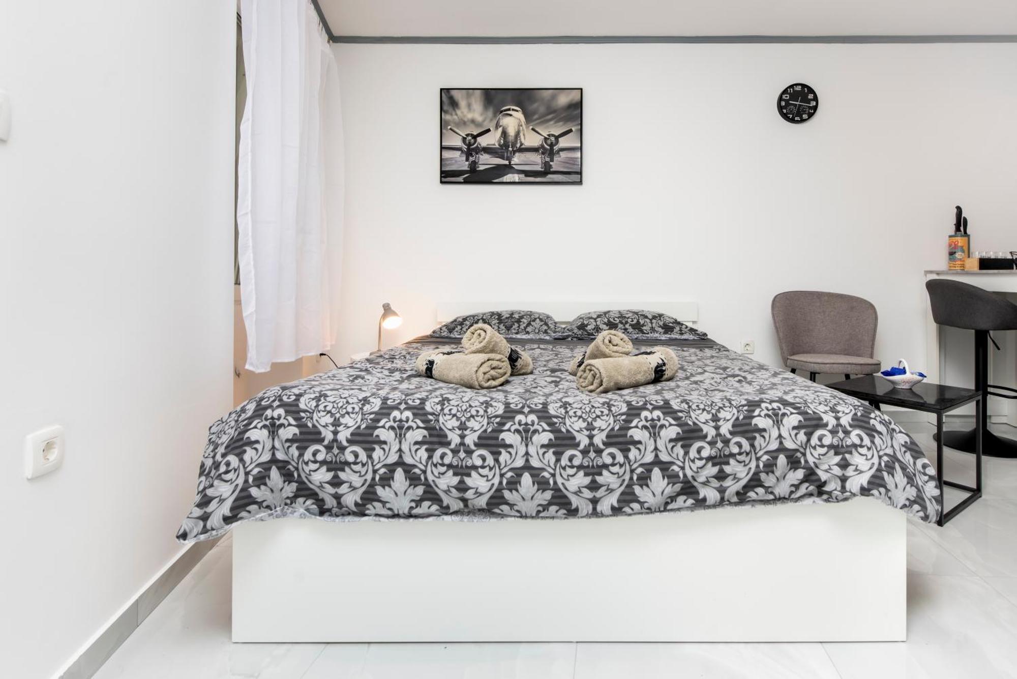 Apartment Leo 로비니 외부 사진
